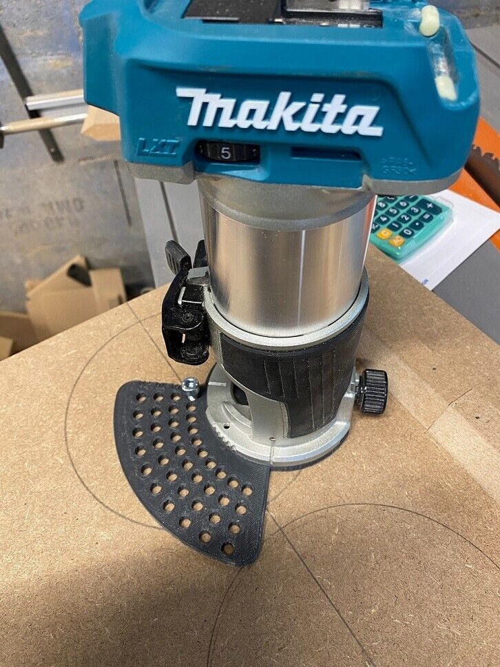 Small Circle Jig for Makita DRT50 Cordless Plunge Router Adjustable